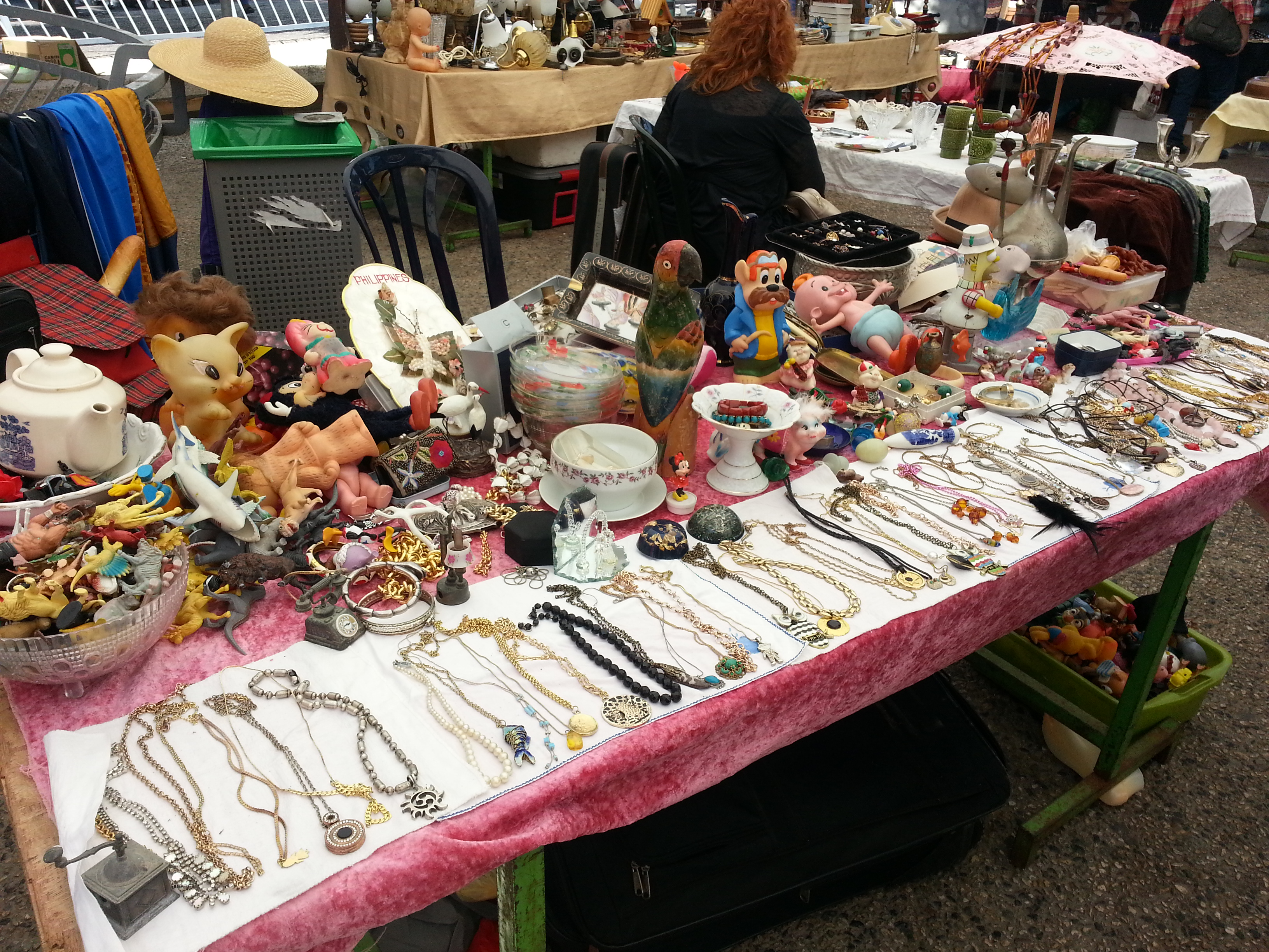 table of jewelry