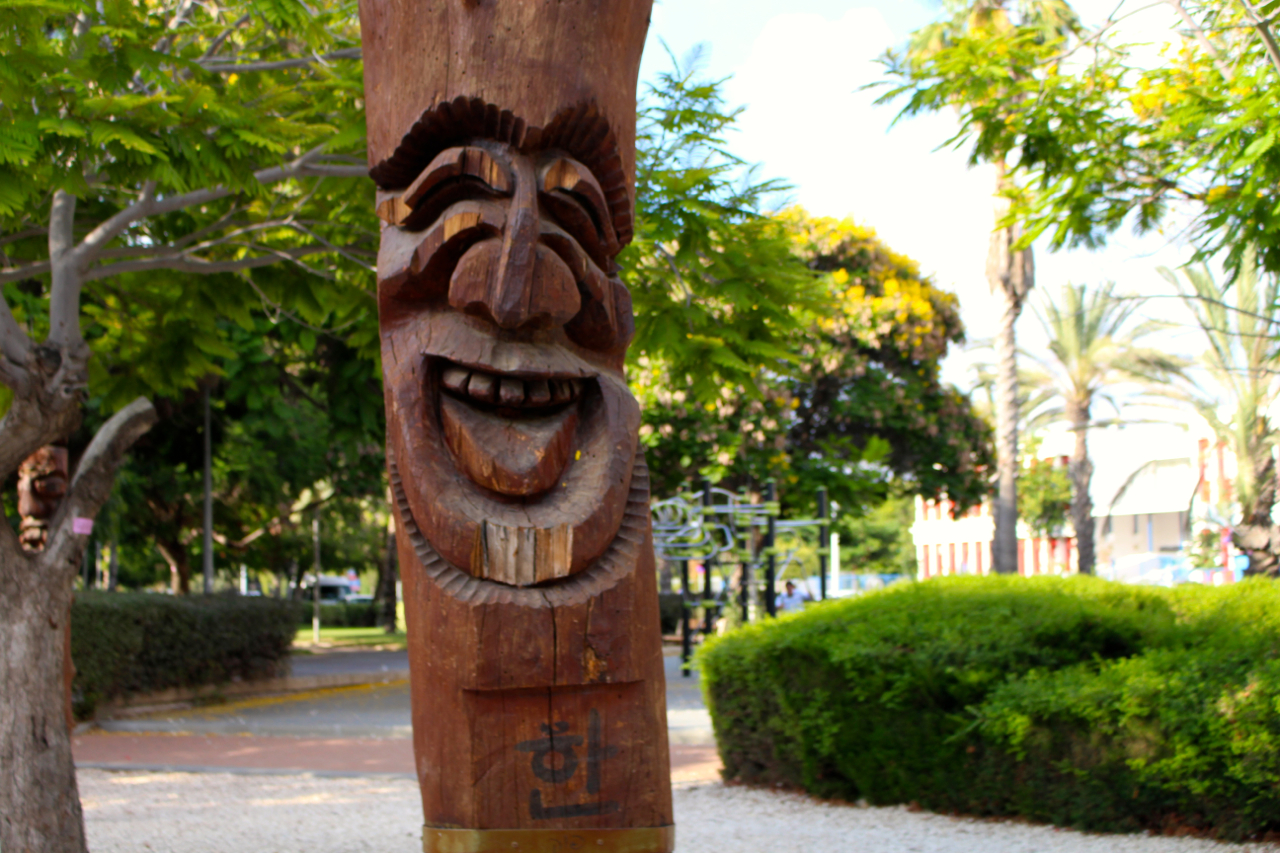 laughing totem pole